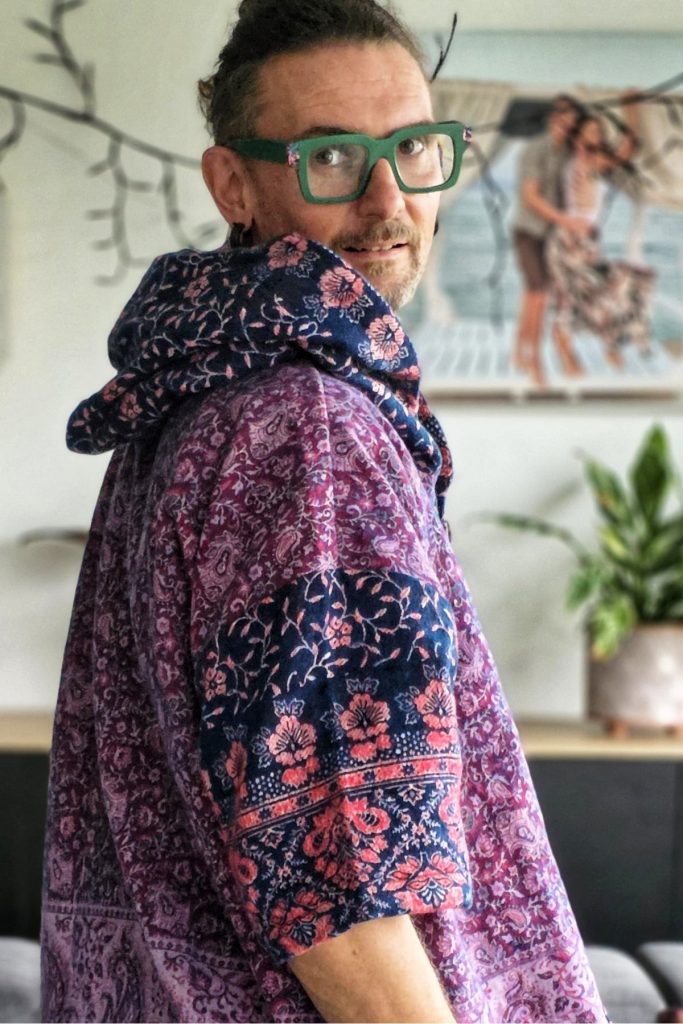 Bluza etniczna z kapturem [kolor 9]
