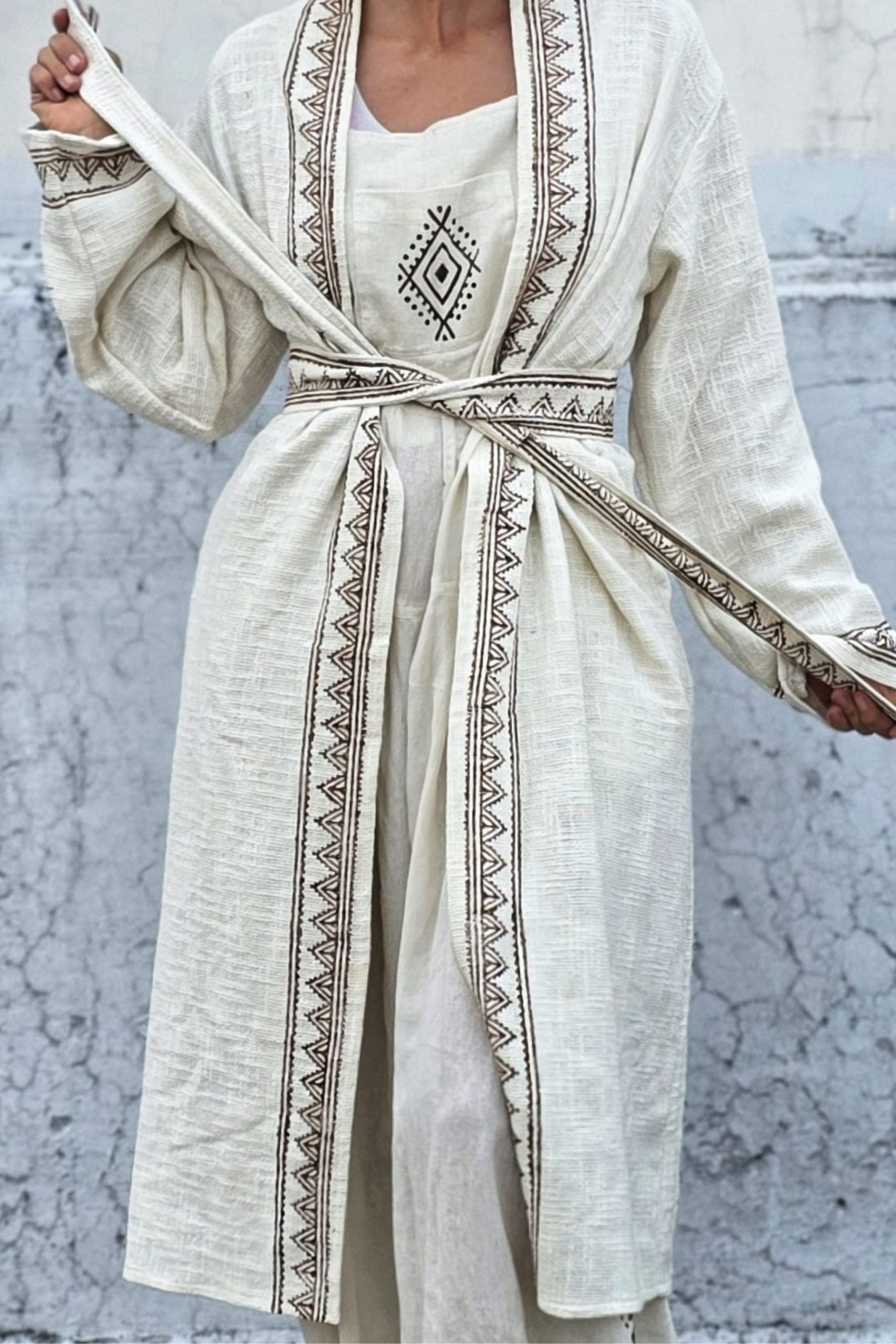 Kimono etniczne z pasem - obrazek 3